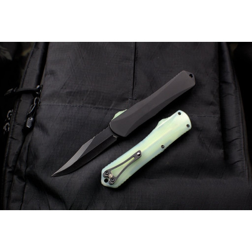 Nóż HERETIC MANTICORE-X OTF AUTO BOWIE EDGE WITH JADE G-10 BOTTOM AND BUTTON WITH BATTLEWORN BLACK BLADE